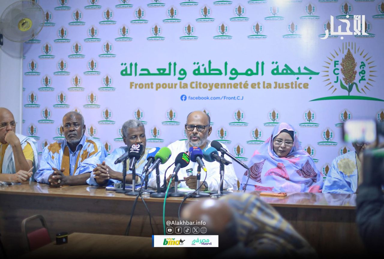 ولد منصور يجدد دعم حزبه لغزواني ويشيد بأداء الحكومة (فيديو)