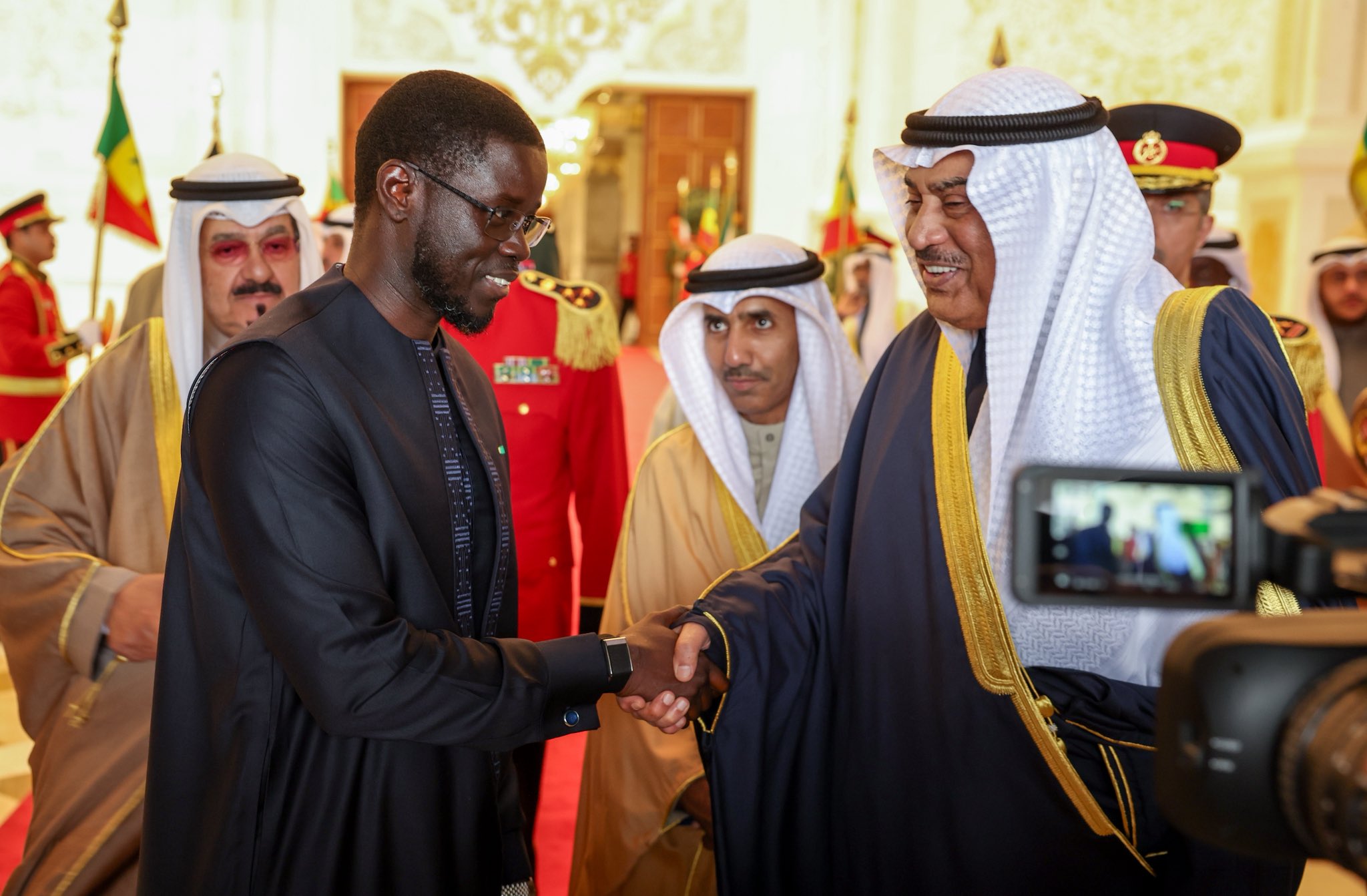 مباحثات بين أمير الكويت ورئيس السنغال حول العلاقات بين البلدين