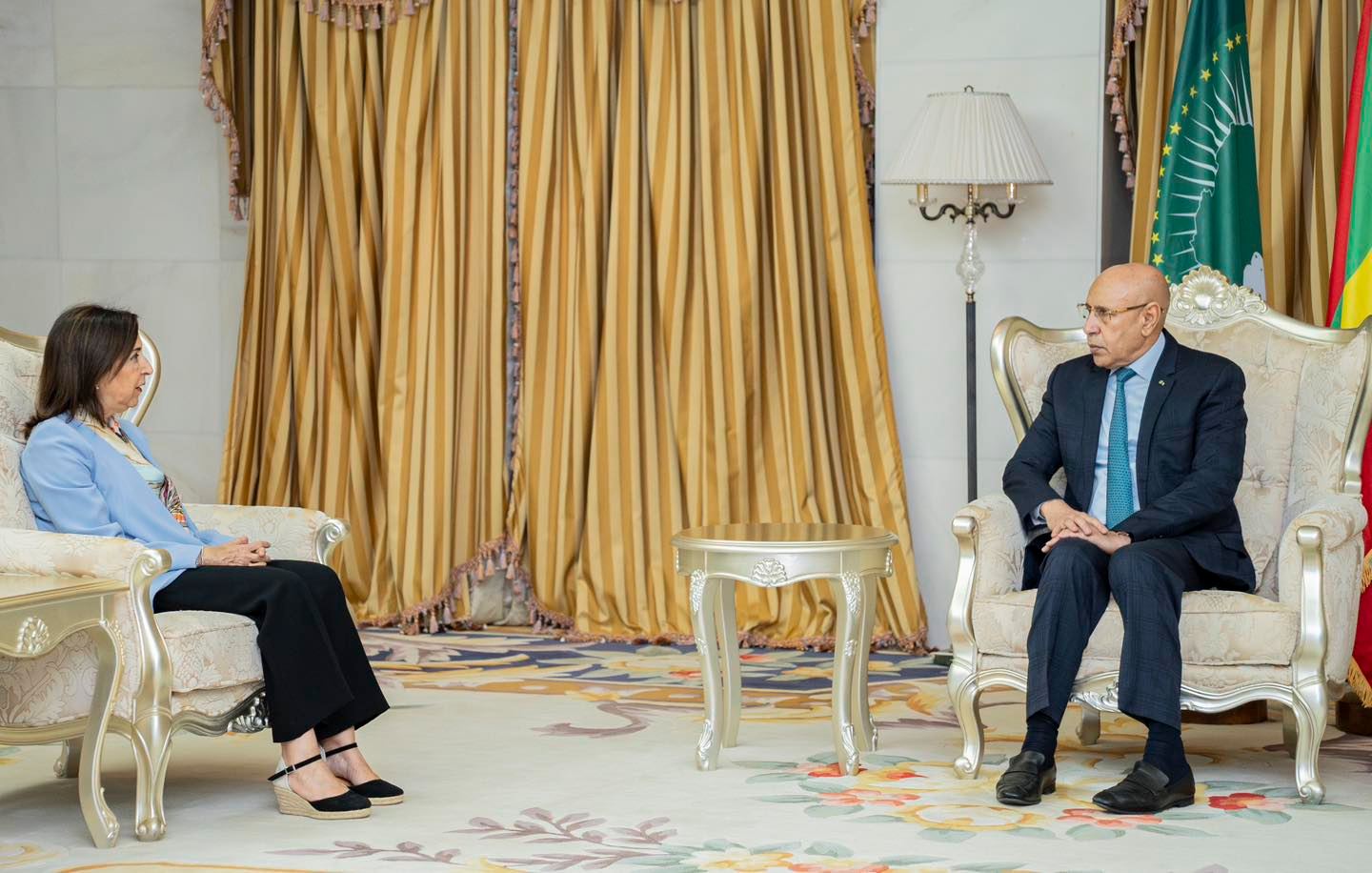 غزواني يجري مباحثات مع وزيرة الدفاع الأسبانية