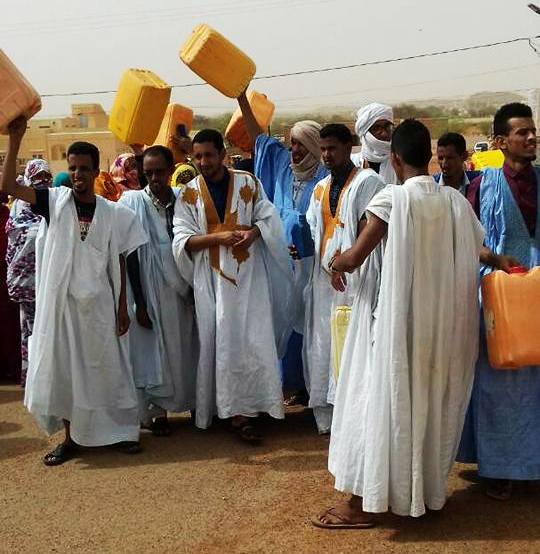 احتجاجات في العيون للمطالبة بحل أزمة العطش