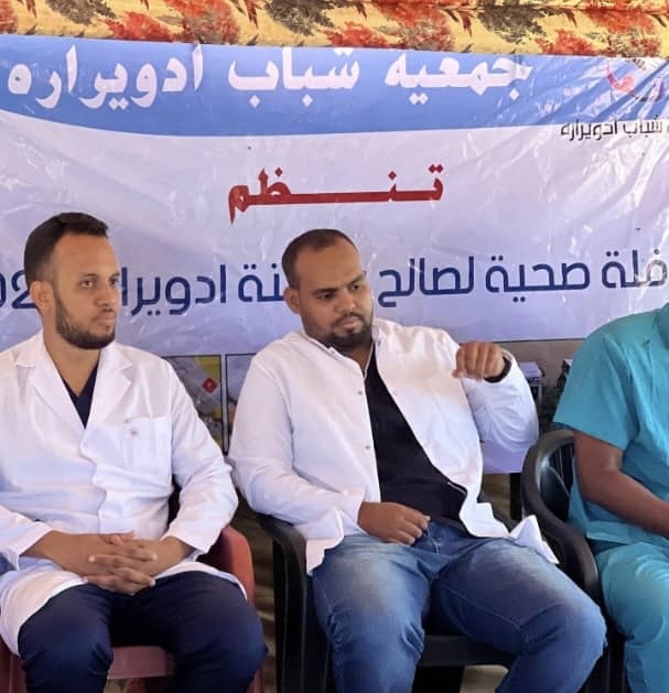 بجهود شبابية.. قافلة صحية تقدم 1130 استشارة طبية في ادويراره