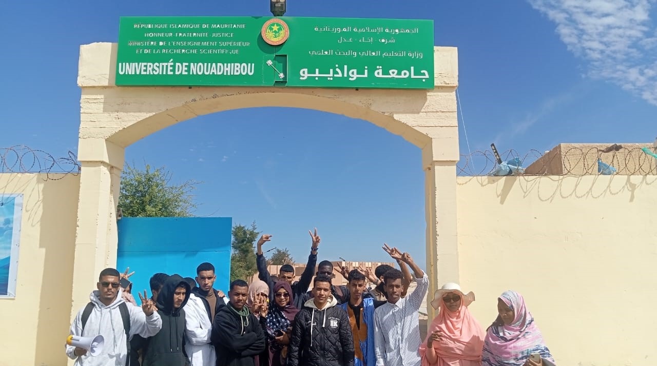 طلاب جامعة نواذيبو يحتجون طلبا للخدمات