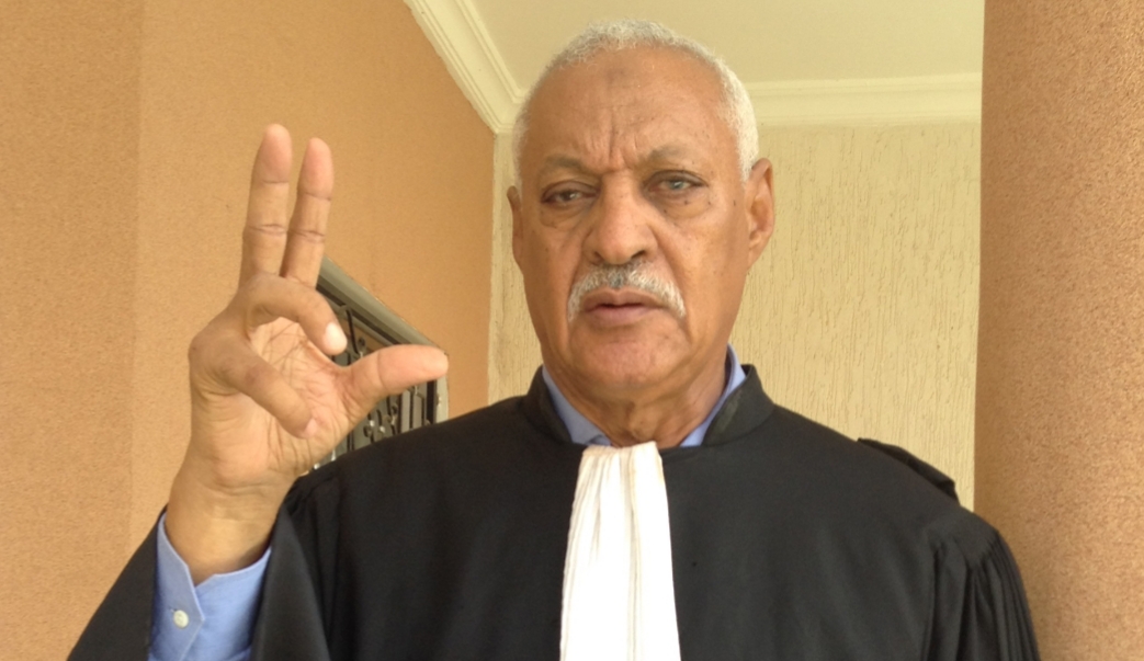 لماذا لا يلعن الشيطان ويأتي مواطنا إلى بيته؟