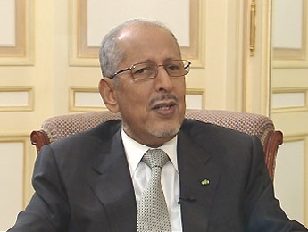 الأمير سلطان بن عبدالعزيز يهنئ رئيس موريتانيا بعيد الاستقلال الوطنى