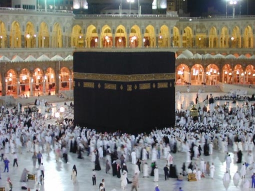 تأخر الفوج الأول من الحجاج بسبب عطل في الطائرة
