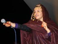 المعلومة بنت الميداح : هدفي هو حماية الفن والفنانين