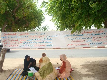 أهالي المعتقلين: الرئيس ذكر أوصافا لا تنطبق على أبنائنا