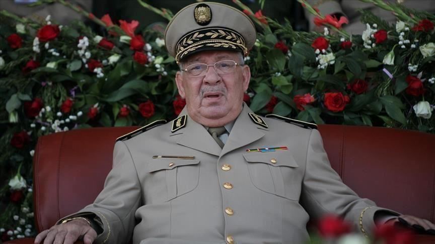 وفاة قائد الأركان الجزائري قايد صالح إثر أزمة قلبية